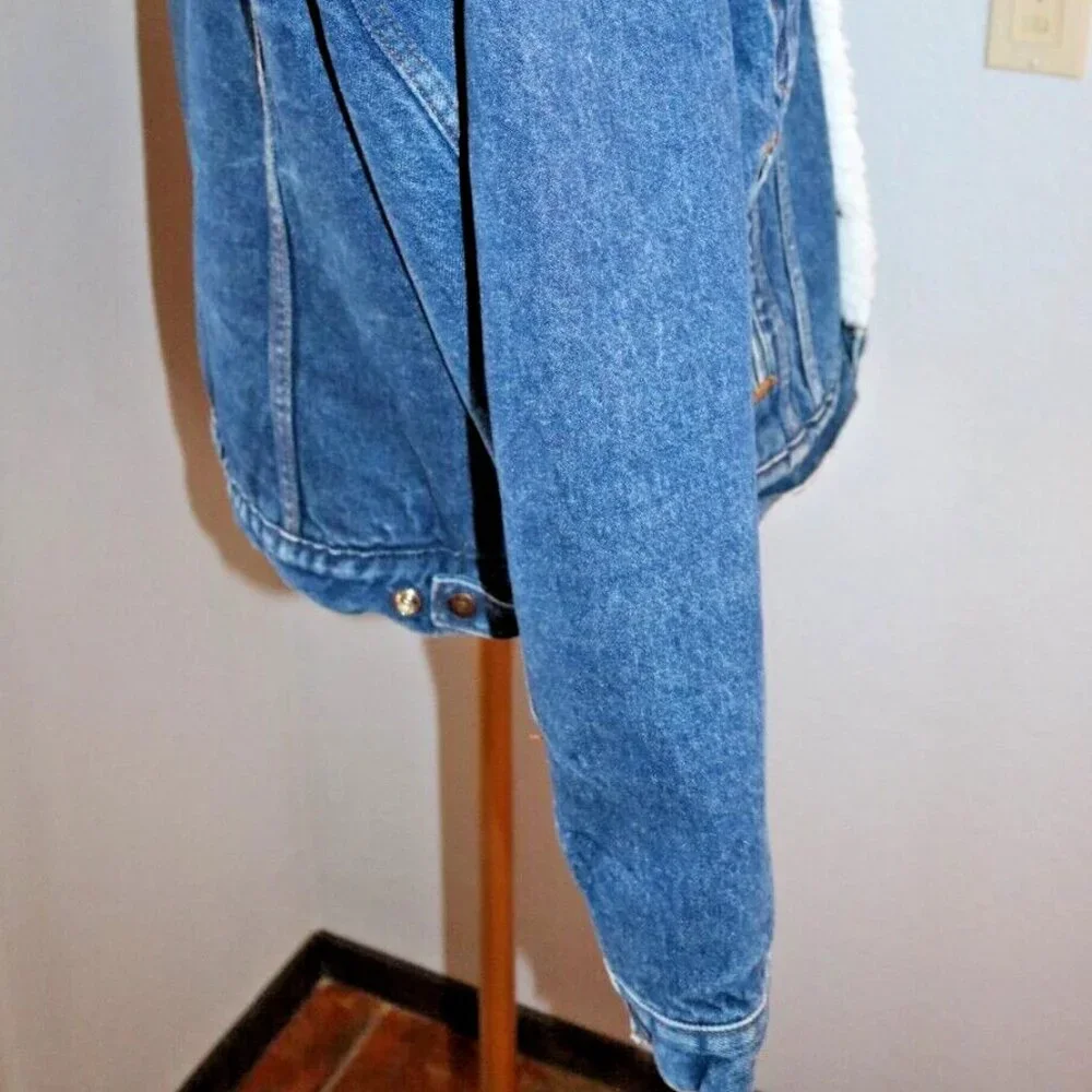 Vintage Levis Sherpa Trucker Jacket Mens Size 46R Denim Jean Made in USA - Picture 7 of 16